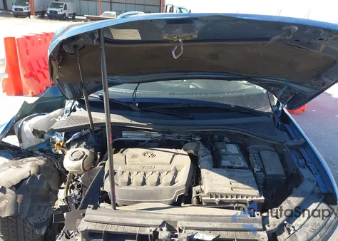 2018 Volkswagen Tiguan 2.0T Se/2.0T Sel from USA, damaged, VIN 3VV3B7AX1JM069601